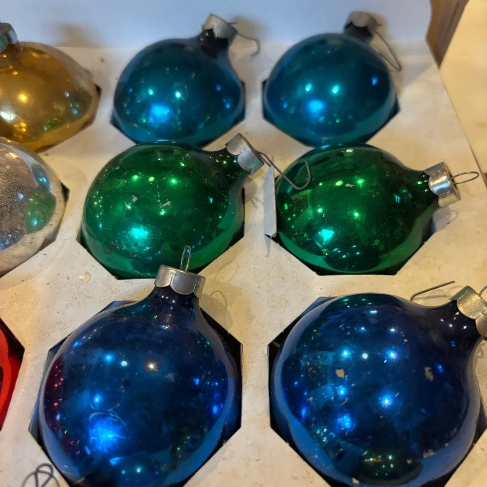 Rauch Multicolor Vintage Holiday Classics Round Ball Glass Ornaments 32ct USA